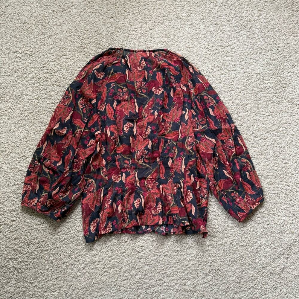 Doen Navy and Burgundy Floral Button-Front Blouse